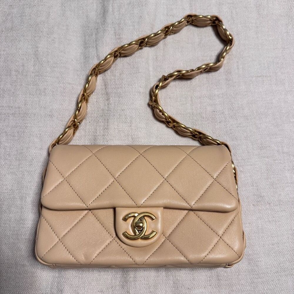 Chanel 24K Small Flap Bag Beige Quilted with CC Strap - Picture 2 of 16